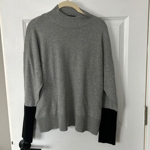 EUC Universal Standard mock neck sweater